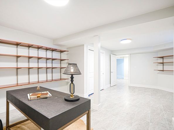 646 Newton St 2, Brookline MA 02467