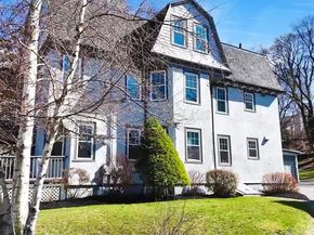 646 Newton St 2, Brookline MA 02467
