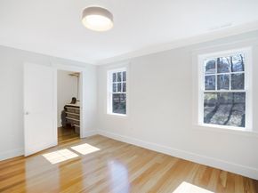 646 Newton St 2, Brookline MA 02467
