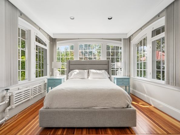 85 Williston Rd, Brookline MA 02445