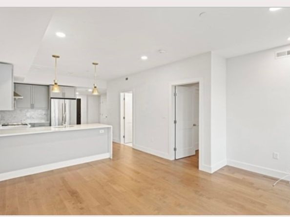 50 Hichborn St 204, Boston MA 02135