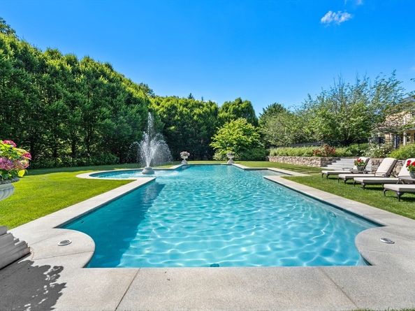 495 Hugh Cargill Rd, Concord MA 01742