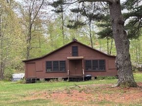 96 Hudson Rd, Bolton MA 01740