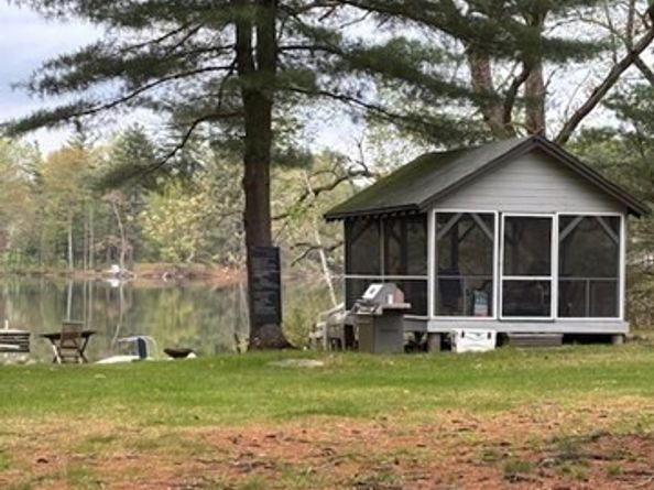 96 Hudson Rd, Bolton MA 01740