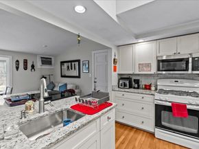 49 Ashcroft Rd, Sharon MA 02067