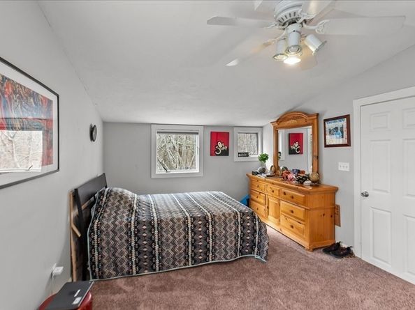 49 Ashcroft Rd, Sharon MA 02067