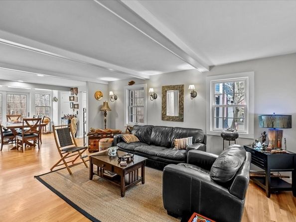 49 Ashcroft Rd, Sharon MA 02067