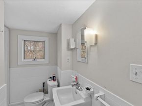 49 Ashcroft Rd, Sharon MA 02067