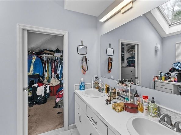49 Ashcroft Rd, Sharon MA 02067