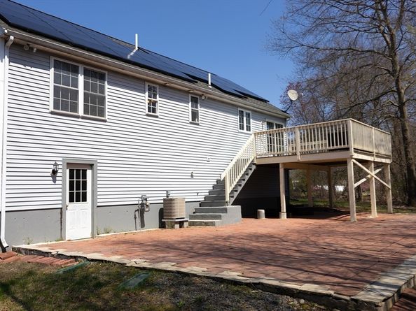 12 Hamilton Way, Holbrook MA 02343