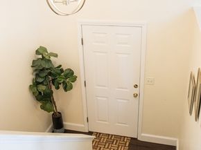 12 Hamilton Way, Holbrook MA 02343