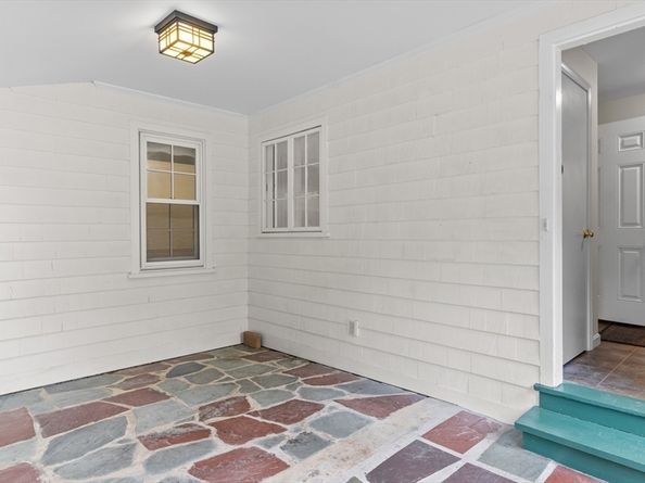 141 Lovell Road, Holden MA 01520