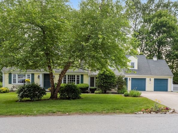 141 Lovell Road, Holden MA 01520