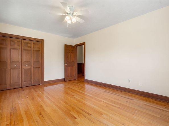 10 Sumac Circle, Holden MA 01520