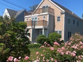 107 Shore Dr