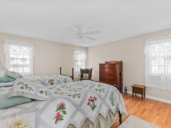 107 Shore Dr, Plymouth MA 02360