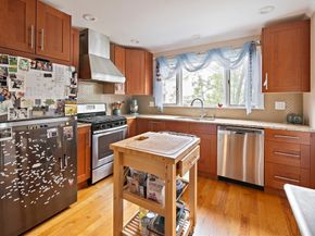 17 Eliot Street 17, Medford MA 02155