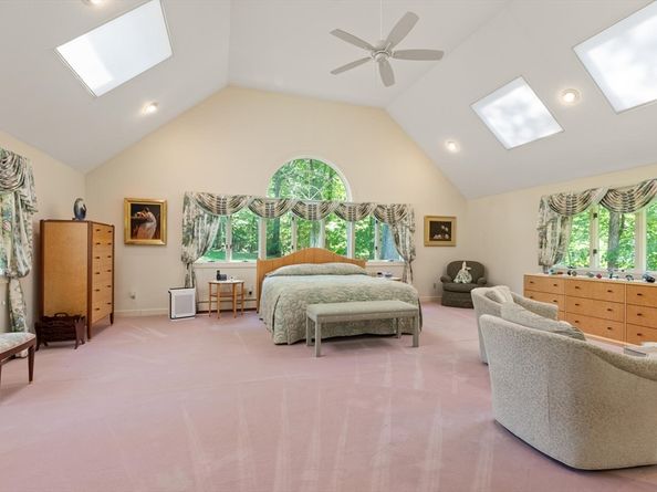 111 Hager St, Marlborough MA 01752