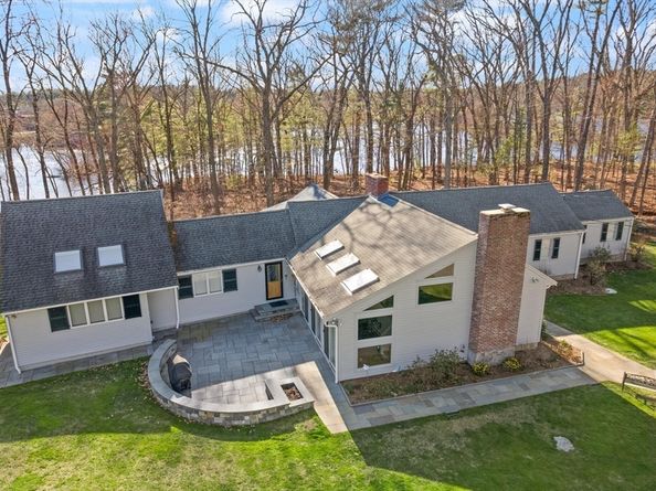 111 Hager St, Marlborough MA 01752