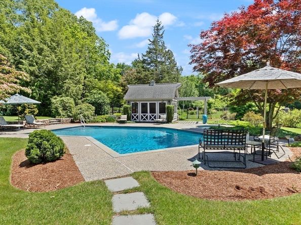 111 Hager St, Marlborough MA 01752
