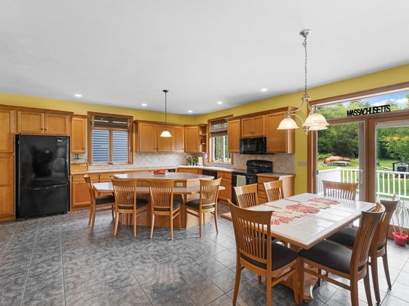 45 Pleasant Street, Middleboro MA 02346
