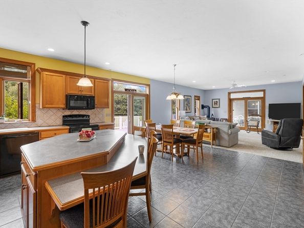 45 Pleasant Street, Middleboro MA 02346