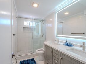 27 Addison St, Gloucester MA 01930