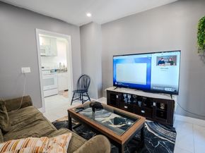 27 Addison St, Gloucester MA 01930