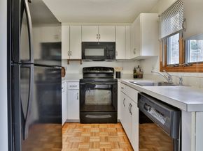 804 Reynolds Dr 804, Saugus MA 01906