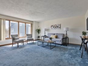 804 Reynolds Dr 804, Saugus MA 01906