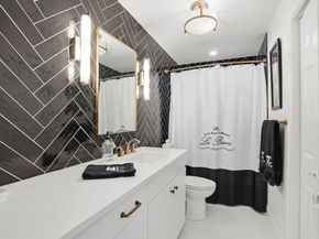 64 Broad Reach 212, Weymouth MA 02191
