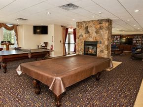 877 Auburnville Way H7, Whitman MA 02382