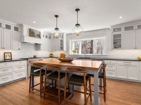 10 Main Street, Dover MA 02030