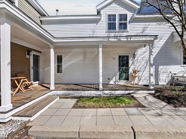 8 N Commons C, Lincoln MA 01773