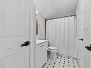 8 N Commons C, Lincoln MA 01773