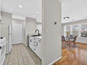 8 N Commons C, Lincoln MA 01773