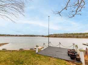 10 Sunset Ave, Wareham MA 02346