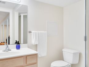 6 Flanagan Dr, Framingham MA 01701