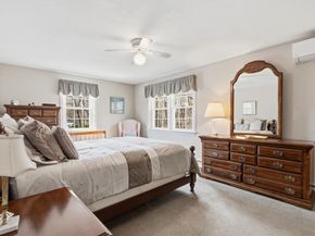 32 Dolly Dr, Worcester MA 01604