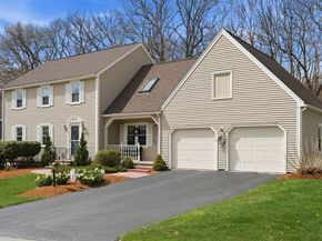 32 Dolly Dr, Worcester MA 01604