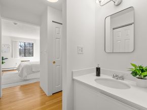 655 Saw Mill Brook Pkwy 9, Newton MA 02459