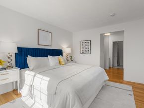 655 Saw Mill Brook Pkwy 9, Newton MA 02459
