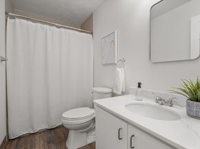 655 Saw Mill Brook Pkwy 9, Newton MA 02459