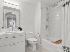 300 Pier 4 Blvd 6D, Boston MA 02110