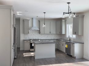 13 Cricket Lane 13DOGWOOD, Newbury MA 01922