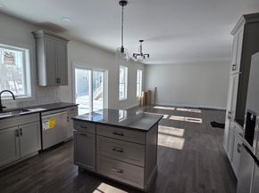 13 Cricket Lane 13DOGWOOD, Newbury MA 01922
