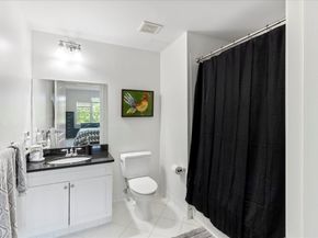 614 Pond St 1303, Braintree MA 02184