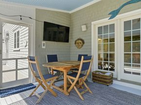 10 Loring Ave, Kingston MA 02364