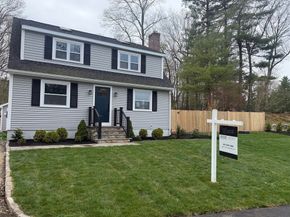 30 Oakridge Ave, Natick MA 01760