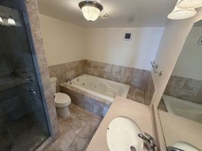 15 Park Ave. 107, Hull MA 02045